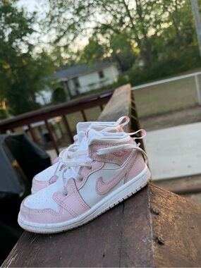 Nike Kids White and Light Pink High-Top Sneakers - Girls' Casual Shoes